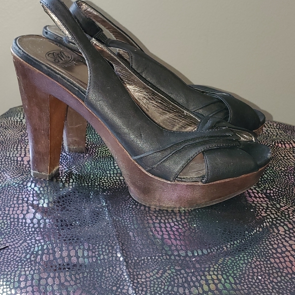Flirty black and brown peep toe heels - Picture 6 of 11